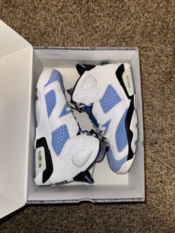 Jordan 6 UNC