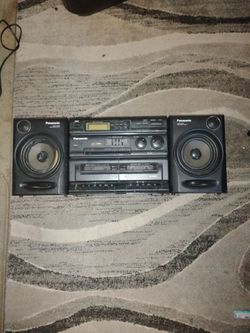 Panasonic RX-DT610 portable stereo (BoomBox)