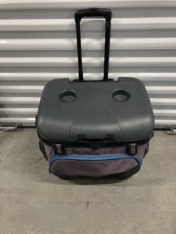  Igloo MaxCold Cool Fusion Roller Cooler: