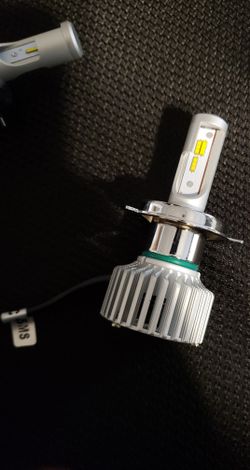 H4/9003 hi/lo beam 3 tone color plus strobe 6k 3k 4300k plug n play! New!