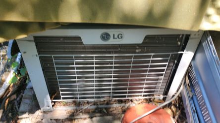LG Window Air Conditioner Unit