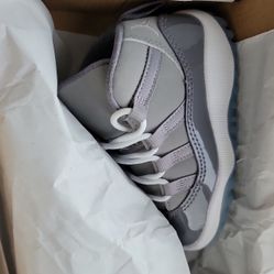 Jordan Retro 11s Cool Gray 