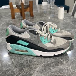 Nike Air Max 90