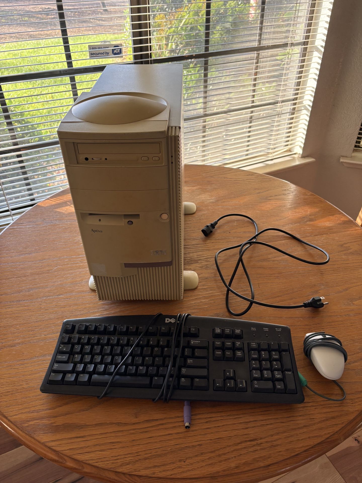 Vintage IBM Aptiva 2137-E56 AMD K6 48MB PC with Hard Drive, Win 98