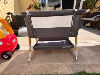 HARPPA baby bassinet