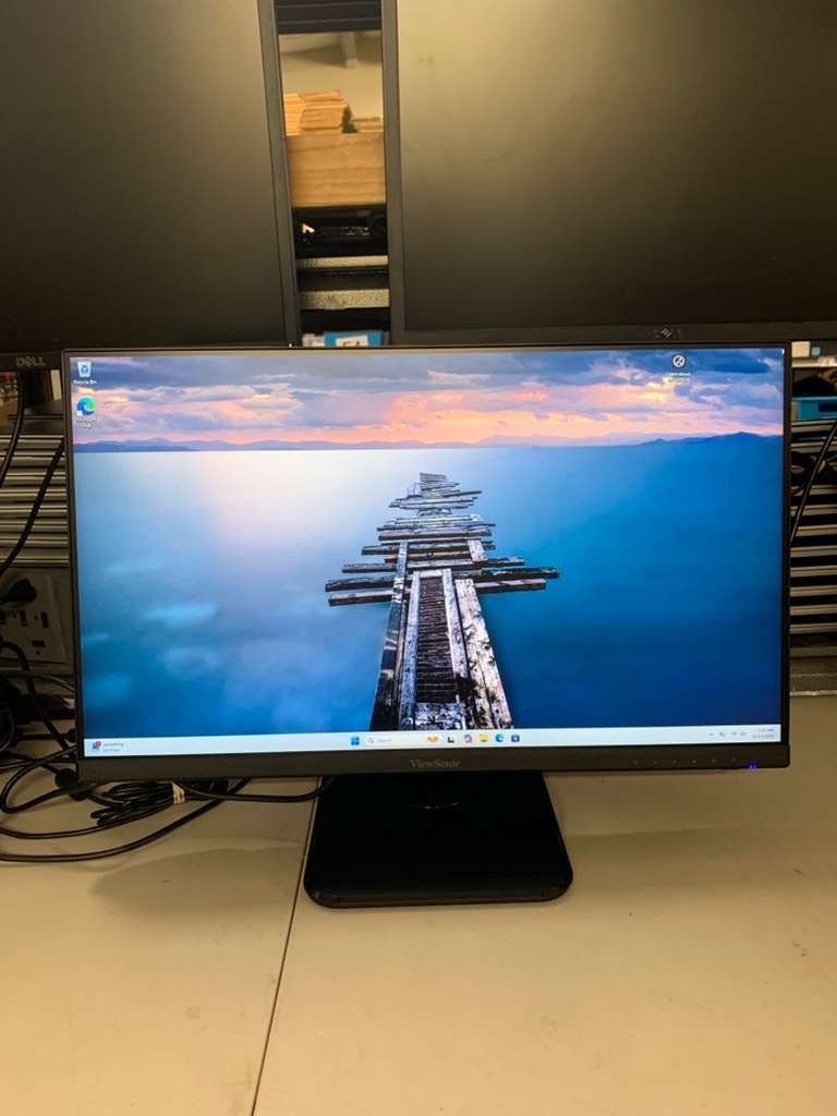 ViewSonic 24" Monitor Full HD 1920x1080 60Hz VGA DP HDMI