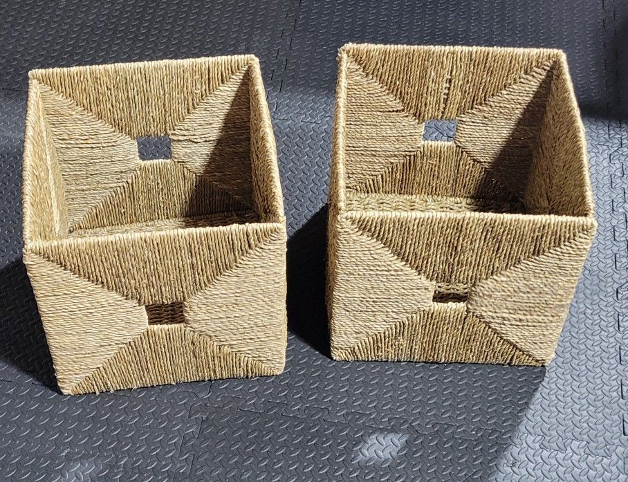 Ikea knipsa Baskets