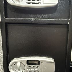 Double Door Safe Deposit Box With Keys 