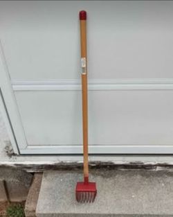 Robinson's Nut Gathering Tool