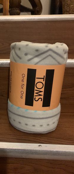 TOMS Blanket 