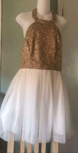 NEW PROM Sz 10 Gold/White Tulle Dress. SALE  $28 🎈