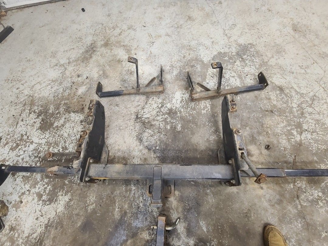 Super Hitch With Torklift Camper Tie Downs