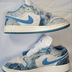 Nike Jordan 1 Low GS Size 5y Basketball Shoes Washed Denim DM8947-100 Blue White