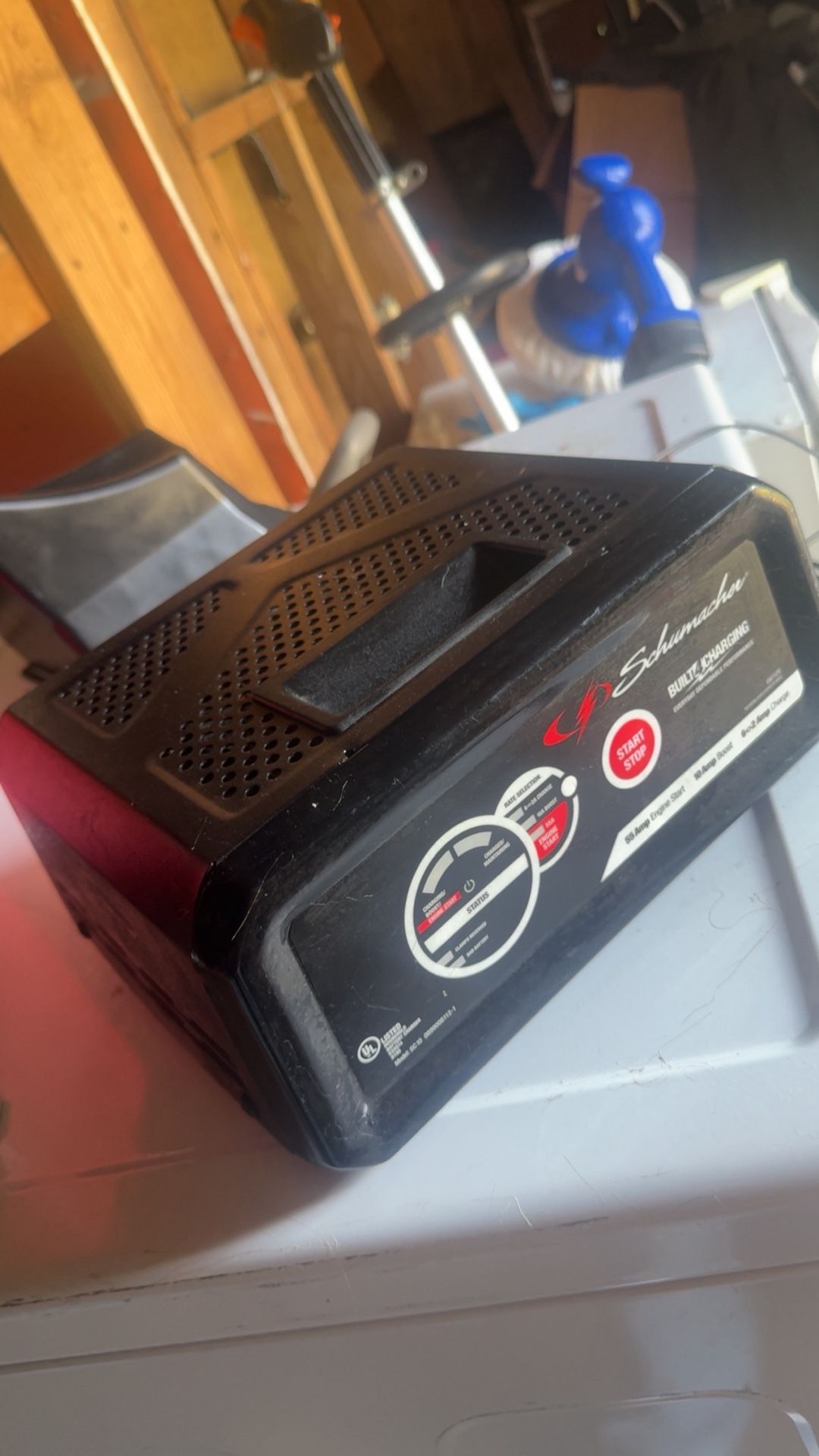 Schumacher 55 Amp Battery Charger w/ Engine Start