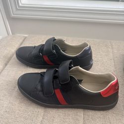 Gucci Black Sneakers Size 37