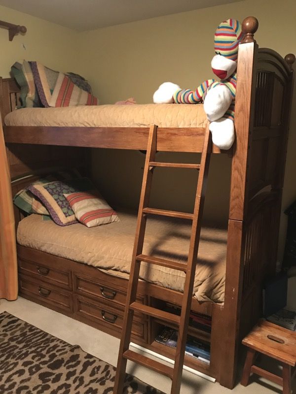 Stanley Bunk Beds with storage/drawers & guard rails