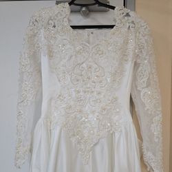 Wedding Gown Size Small