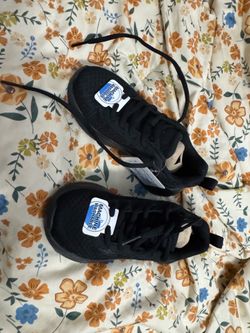 Sketcher size 11c brand new