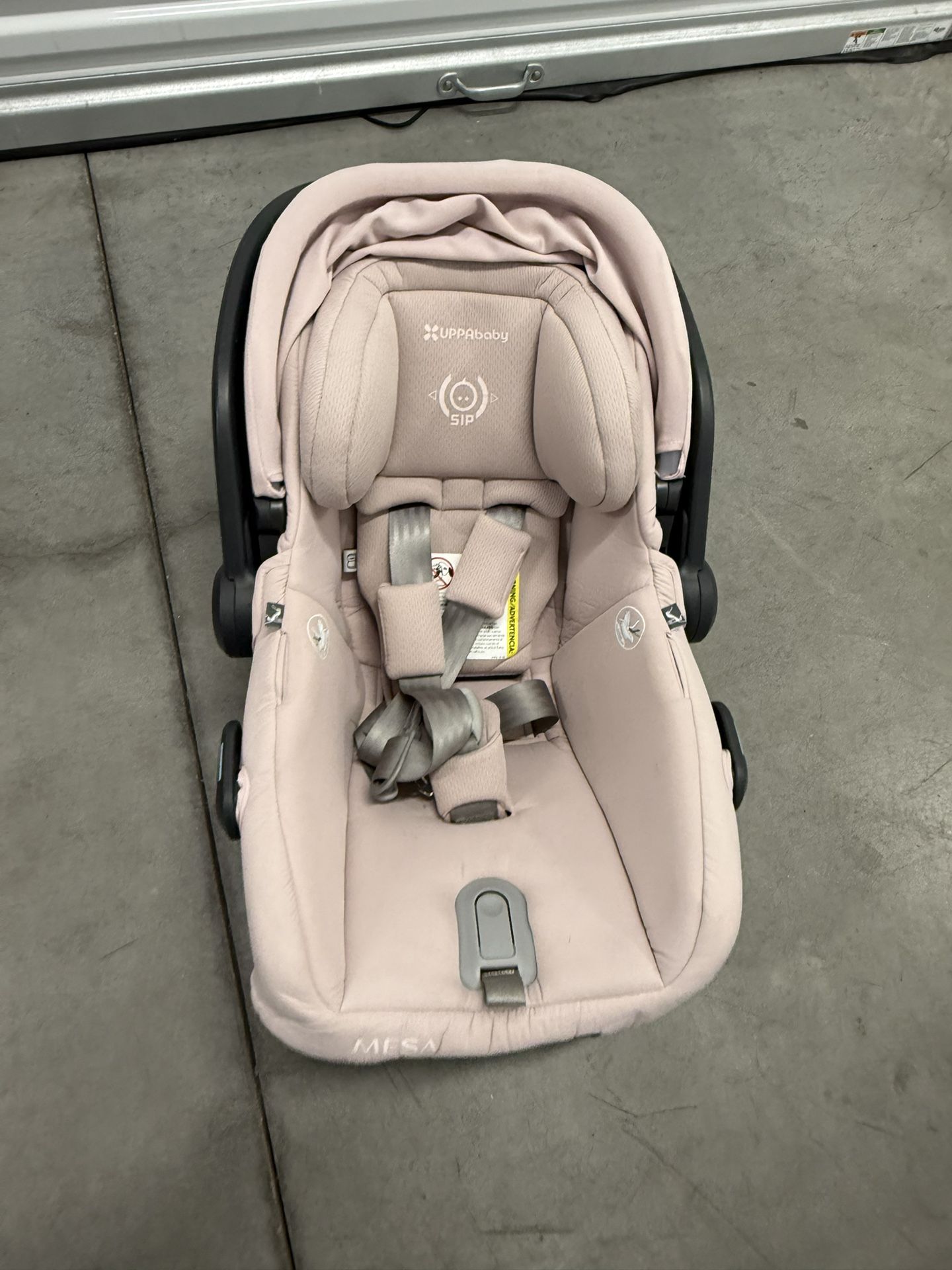 Pink UPPAbaby MESA V2 Car seat With Base