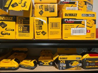 DeWalt Battery different prices
