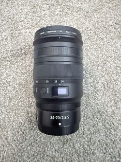 Nikon Z 24-70 f2.8 S lens
