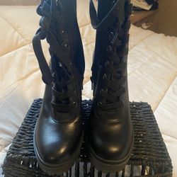 Steve Madden boots new