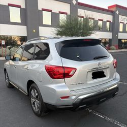 2017 Nissan Pathfinder