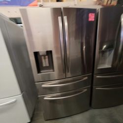 Icemaker on door Sam sung Ref rigerator Fri dge ASK ABOUT DELI VERY!