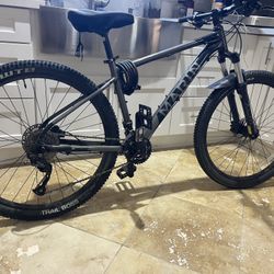 Hard Tail Mountain Bike