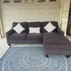 Free Delivery 🚚 Gray- Purple L Shape Couch/ Sillón En Forma L Gris- Morado