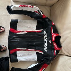 Motorcycle jacket