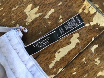 Victoria Secret lavender lace bralette - 32C