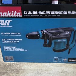 Makita Demolition Hammer 23 lb. AVT accepts SDS MAX Bits
Item No.
SKU# HM1213C