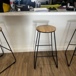 3 Bar Stools 