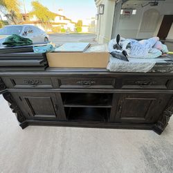 Buffet table / Sideboard / Entry table / Cabinet / Console 