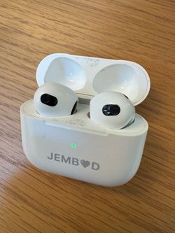 AirPods (3rd generation)