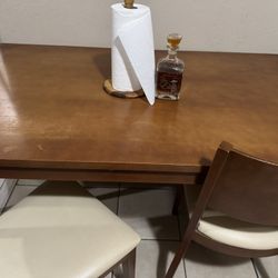 5 Piece Dinning Table