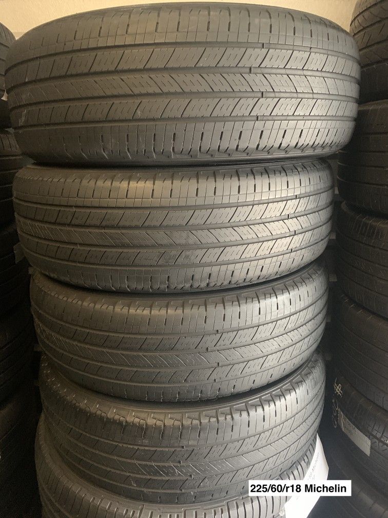 225/60/r18 Michelin ALL FOUR (4) TIRES
