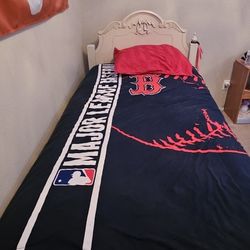 Twin Bedroom Set