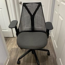 Herman Miller SayI Office Chair !!