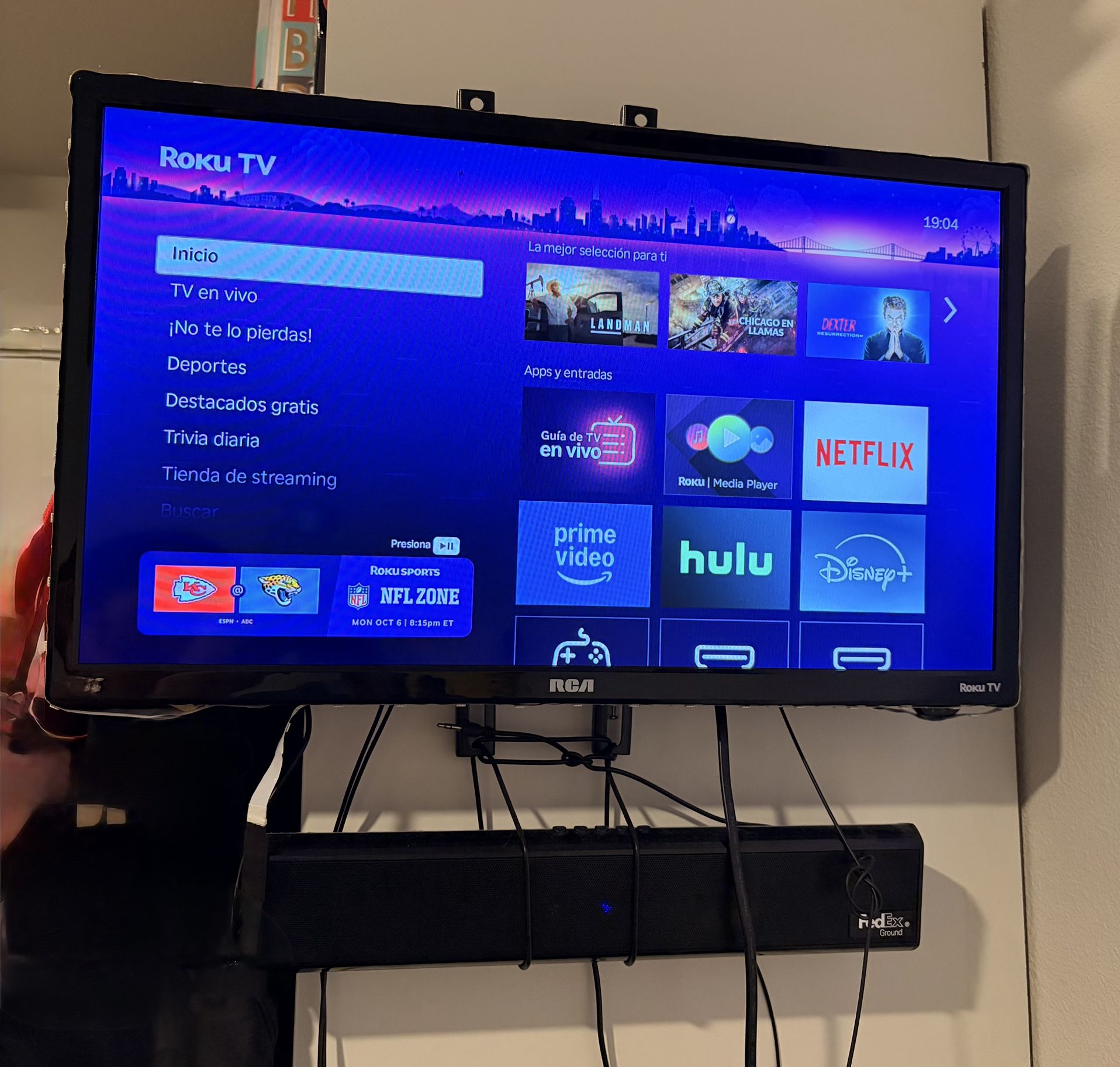 Televisión Al Control Remoto De 24 Pulgadas