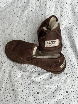 Ugg Slippers / Shoe