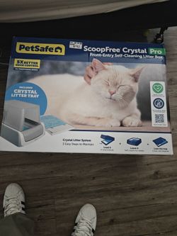 PetSafe ScoopFree Crystal Pro Self-Cleaning Litter Box