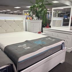 White Bedroom Set 5pc W/ LED Lights & Diamond Design On Headboard ( We Deliver) FREE MATTRESS 