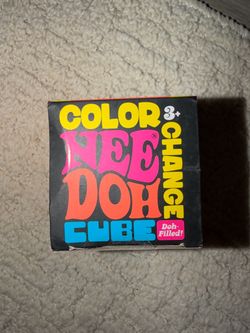 Needoh Color Change Cube
