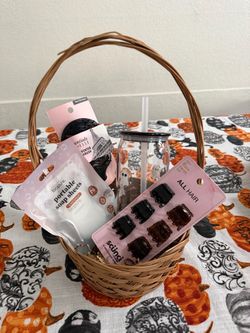 Boo basket