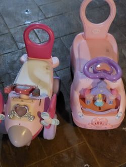2 toddler cars 10$