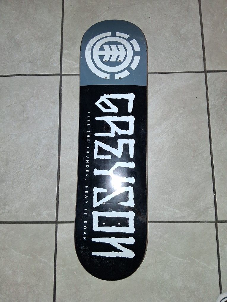 Element Skateboard Deck Size 8.0 35$