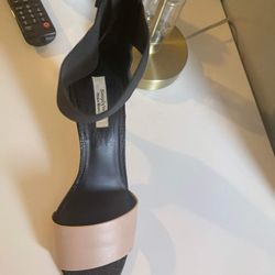 Vera Wang Heels 