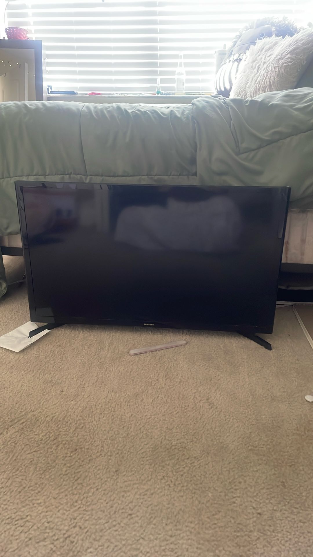 Small Samsung TV